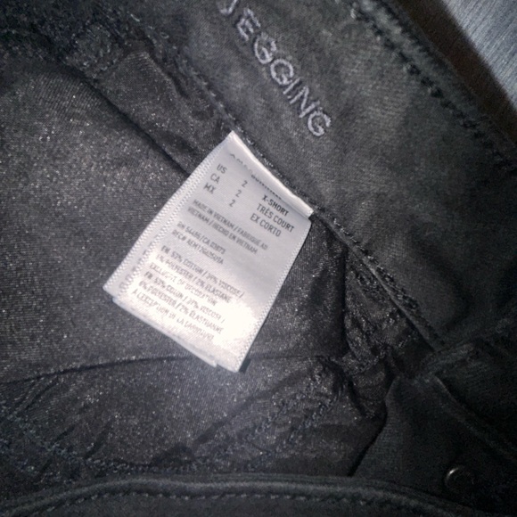 AE Black Super High-Rise Skinny Jeans - Picture 4 of 5